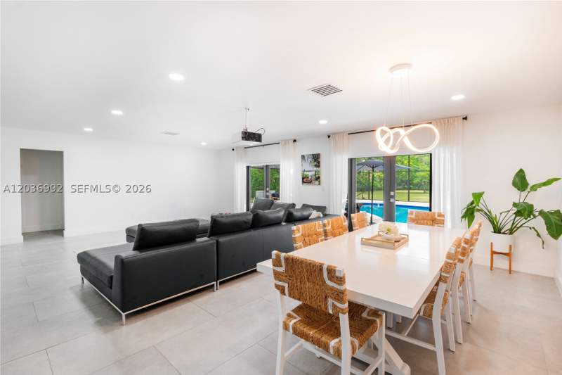 4 bedroom SingleFamilyResidence at 7970 SW 122nd St, Suniland Estates, Pinecrest — photo 5