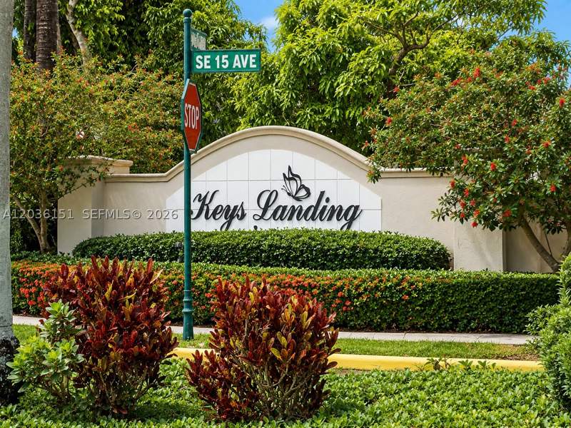 5 bedroom SingleFamilyResidence at 1611 SE 16th St, Keys Landing, Homestead — photo 3