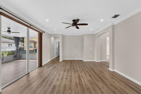 1611 SE 16th St, Homestead FL - photo 8 of 31