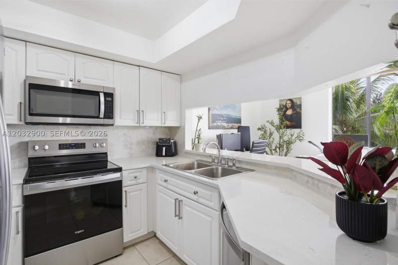 3 bedroom Condominium at 8335 SW 152nd Ave B-411, Verabella Falls Condo, Miami — photo 4