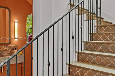 545 San Antonio Ave, Coral Gables FL - photo 11 of 48