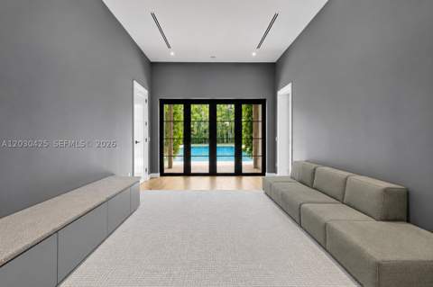 545 San Antonio Ave, Coral Gables FL - photo 17 of 48