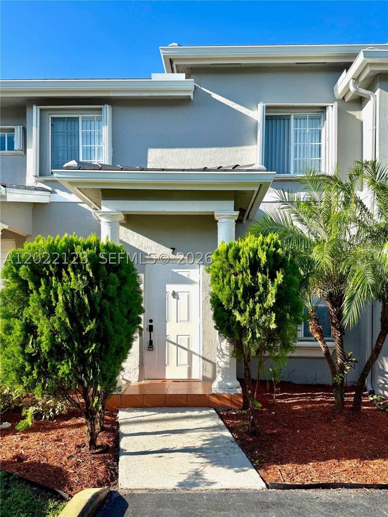3 bedroom Townhouse at 5230 NW 109th Ave 7, Veranda At Doral Condo No, Doral — photo 1