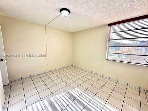 802 NW 87th Ave 315, Miami FL - photo 10 of 14