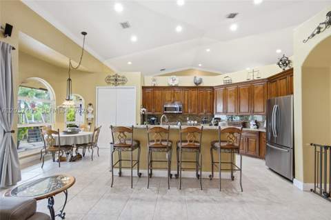 16933 SW 215th Ter, Miami FL - photo 17 of 52