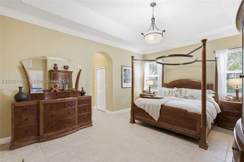 16933 SW 215th Ter, Miami FL - photo 21 of 52
