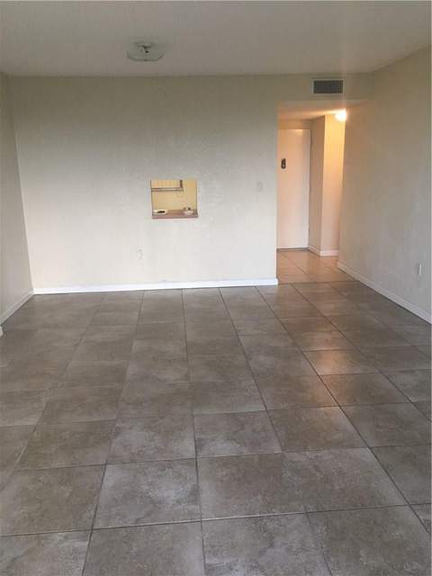 15600 NW 7th Avenue 421, Miami FL - photo 10 of 10