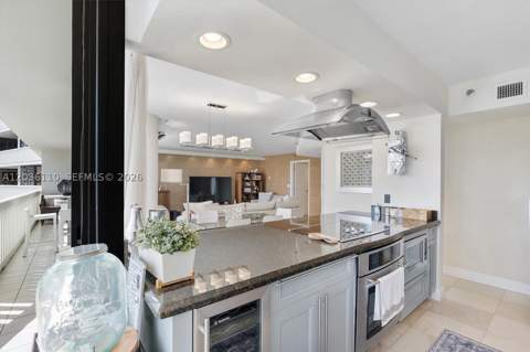 1000 W Island Blvd 2307, Aventura FL - photo 13 of 63