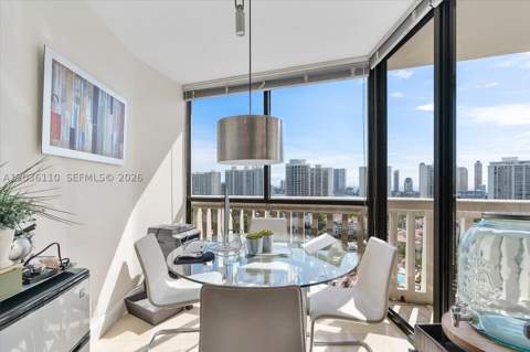 1000 W Island Blvd 2307, Aventura FL - photo 14 of 63