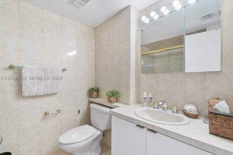 1000 W Island Blvd 2307, Aventura FL - photo 22 of 63