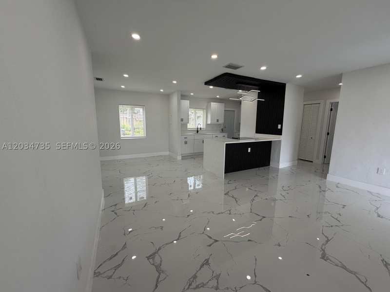 4 bedroom SingleFamilyResidence at 2800 NW 164th St, Golden Highlands Est, Miami Gardens — photo 1
