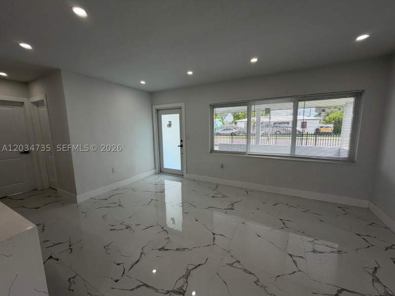 4 bedroom SingleFamilyResidence at 2800 NW 164th St, Golden Highlands Est, Miami Gardens — photo 2