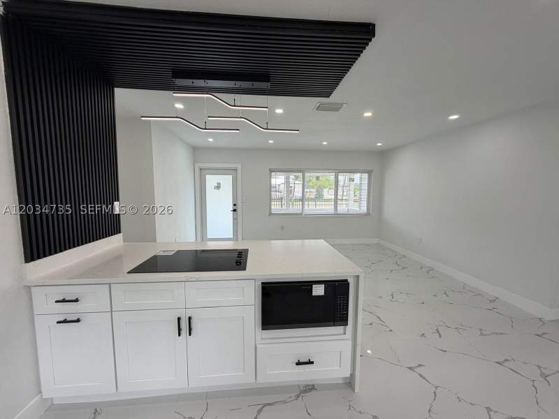 4 bedroom SingleFamilyResidence at 2800 NW 164th St, Golden Highlands Est, Miami Gardens — photo 5