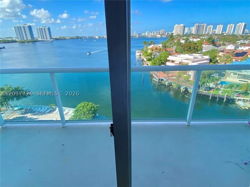 2 bedroom Condominium at 2841 NE 163rd St 803, Stratford House Condo, North Miami Beach — photo 2