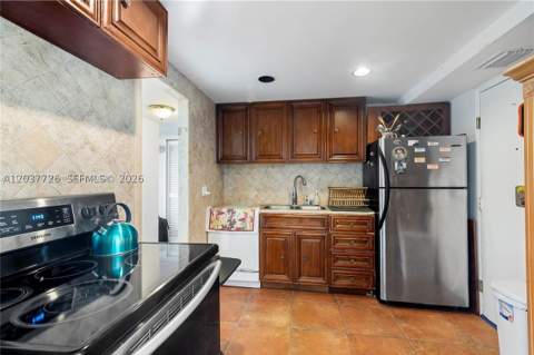 2841 NE 163rd St 803, North Miami Beach FL - photo 21 of 29