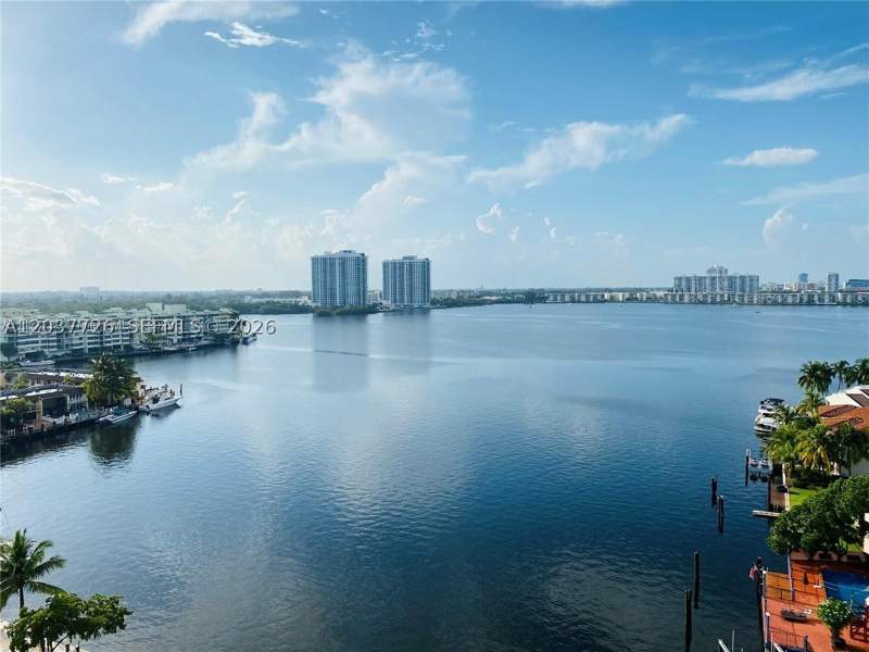 2 bedroom Condominium at 2841 NE 163rd St 803, Stratford House Condo, North Miami Beach — photo 5