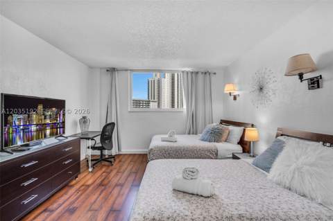 19370 Collins Ave 823, Sunny Isles Beach FL - photo 12 of 36