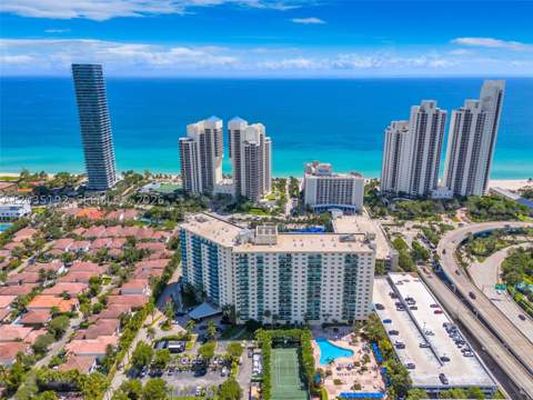 19370 Collins Ave 823, Sunny Isles Beach FL - photo 23 of 36