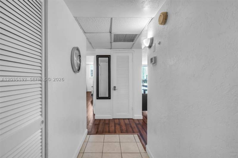 1 bedroom Condominium at 19370 Collins Ave 823, Ocean Reserve Condo, Sunny Isles Beach — photo 3