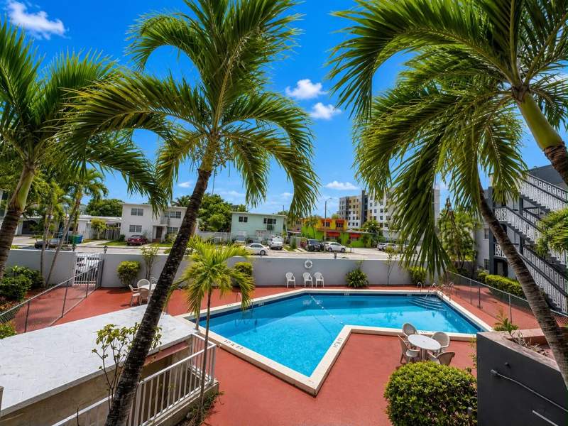 1 bedroom Condominium at 11 SW 52nd Avenue 7b, Carolynn Townhouse Condo, Miami — photo 2
