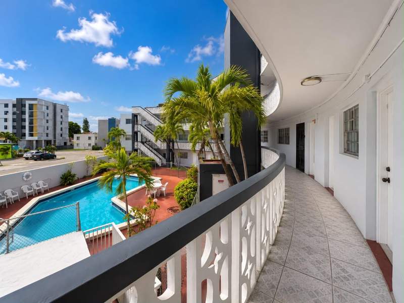 1 bedroom Condominium at 11 SW 52nd Avenue 7b, Carolynn Townhouse Condo, Miami — photo 3