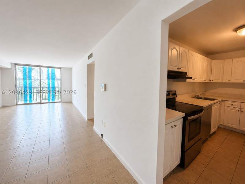 2 bedroom Condominium at 1800 Sans Souci Blvd 239, Bayview Palms Condo, North Miami — photo 4