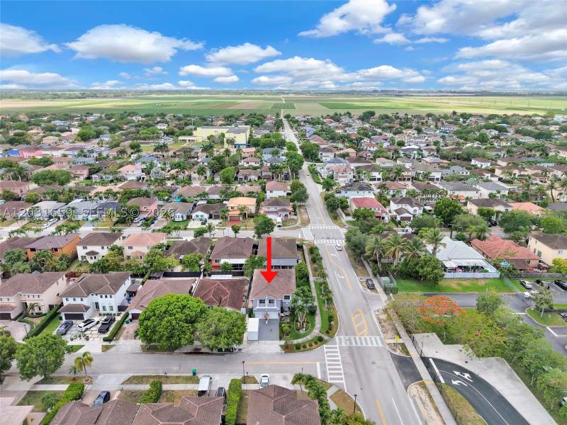 4 bedroom SingleFamilyResidence at 14402 SW 157th Path, Milon Venture, Miami — photo 4