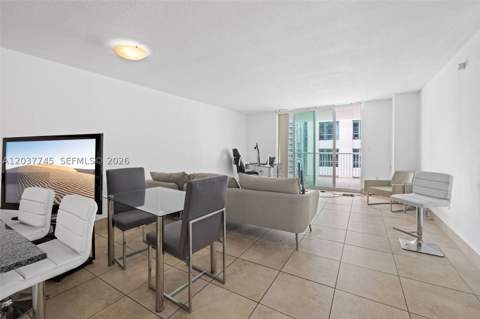 1200 Brickell Bay Dr 3714, Miami FL - photo 11 of 28