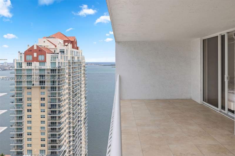 1 bedroom Condominium at 1200 Brickell Bay Dr 3714, The Club At Brickell Bay, Miami — photo 3