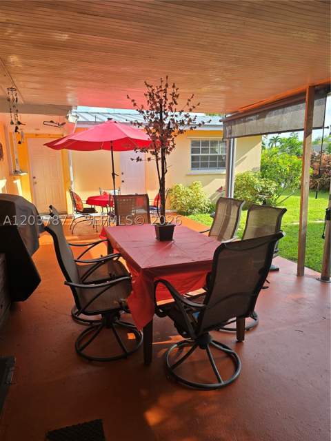 19500 SW 87th Ave, Cutler Bay FL - photo 24 of 32