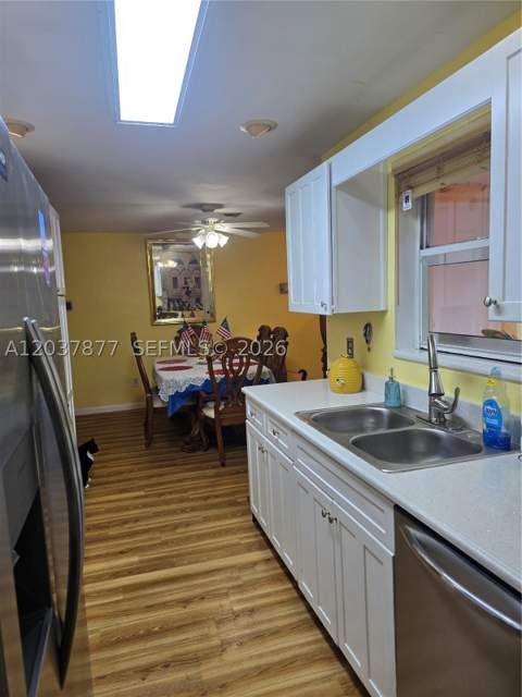 19500 SW 87th Ave, Cutler Bay FL - photo 7 of 32