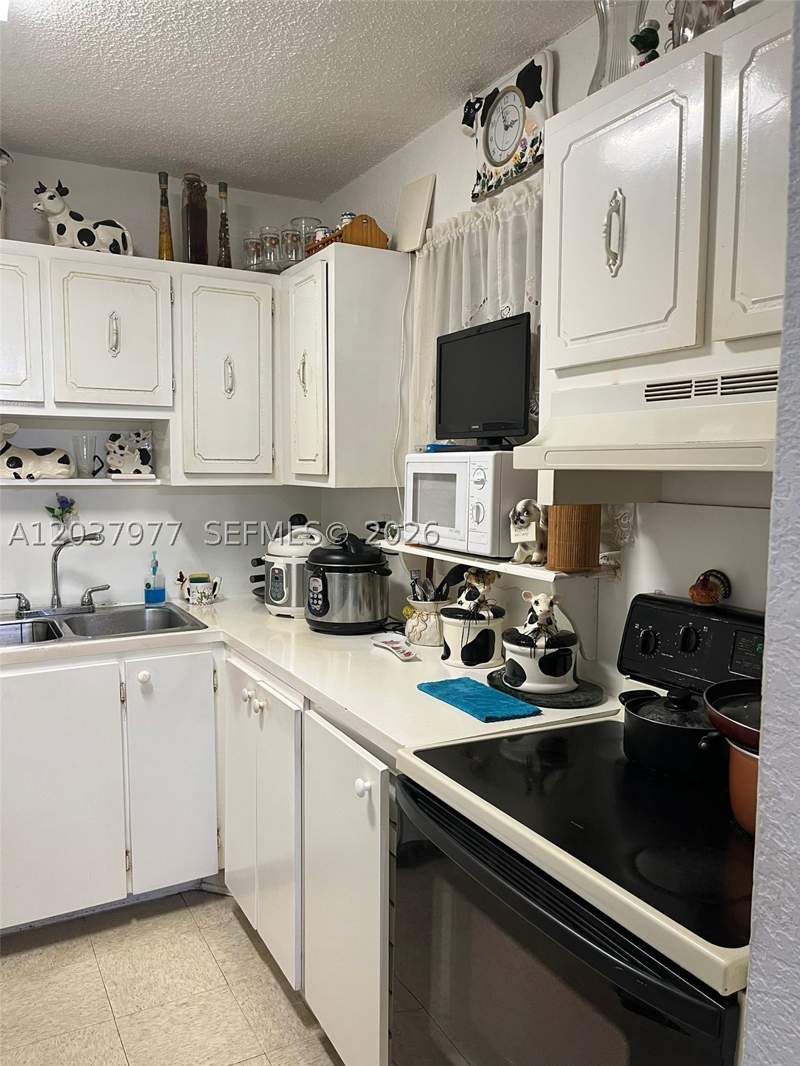 2 bedroom Condominium at 525 W 69th St 207, Bella Venezia Condo, Hialeah — photo 5