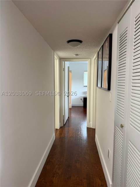 4944 NW 102nd Ave 204-3, Doral FL - photo 7 of 28