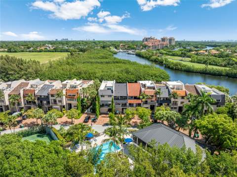 6112 Paradise Point Dr, Palmetto Bay FL - photo 6 of 84