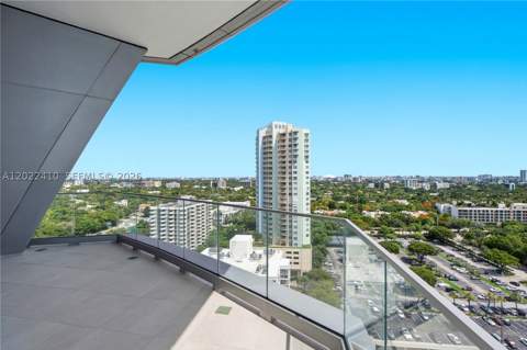 175 SE 25th Rd 1604, Miami FL - photo 19 of 25