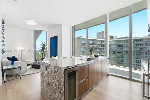 175 SE 25th Rd 1604, Miami FL - photo 9 of 25