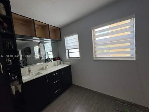 8820 SW 123rd Ct L410, Miami FL - photo 6 of 19