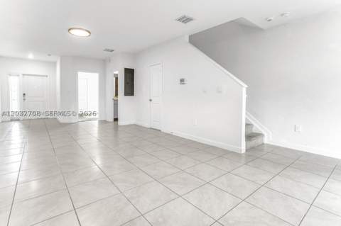 109 NE 3rd Ct, Florida City FL - photo 10 of 26