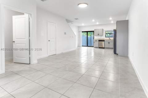 109 NE 3rd Ct, Florida City FL - photo 6 of 26