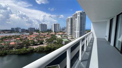 20505 E Country Club Dr 1639, Aventura FL - photo 6 of 16