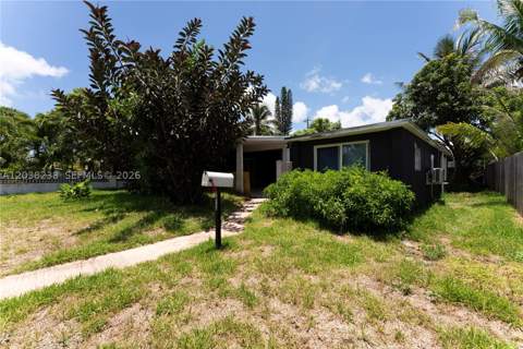 334 NW 110th St, Miami FL - photo 10 of 39