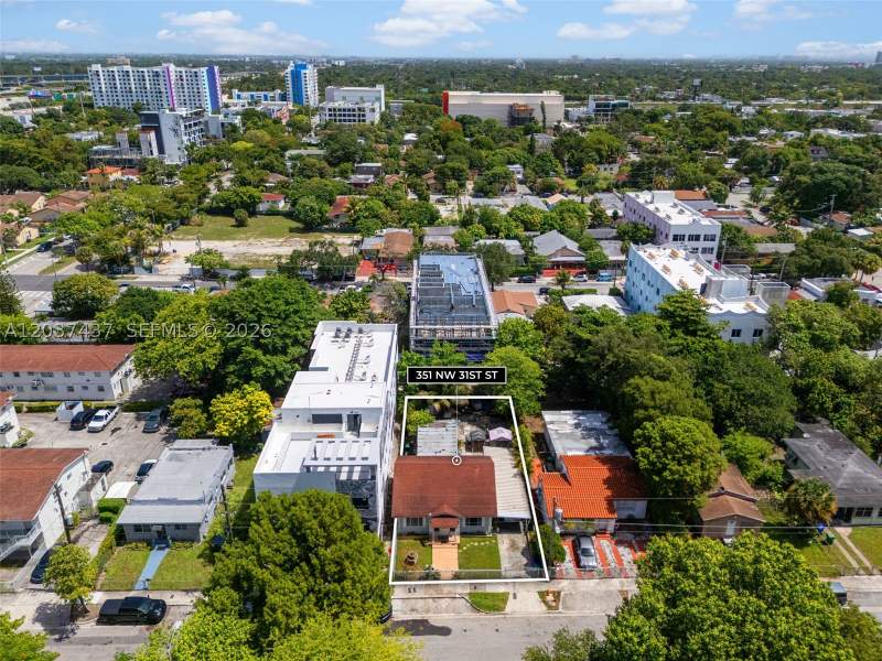 3 bedroom SingleFamilyResidence at 351 NW 31st St, Northern Blvd Track, Miami — photo 2
