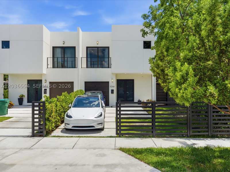 3 bedroom Townhouse at 3266 SW 25th Ter, Silver Bluff, Miami — photo 1