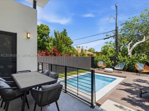 3266 SW 25th Ter, Miami FL - photo 6 of 55