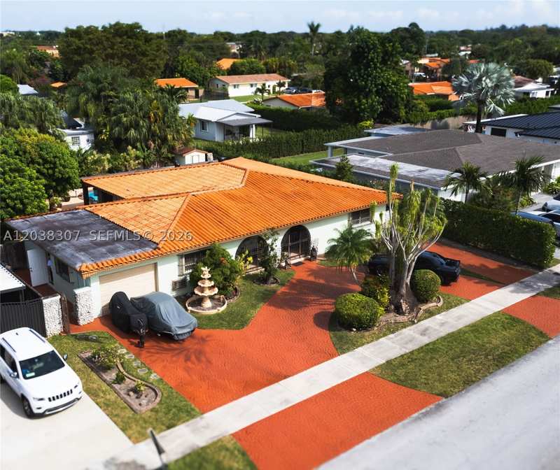 5 bedroom SingleFamilyResidence at 9601 SW 66th St, T M V Gardens, Miami — photo 1