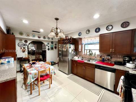 9601 SW 66th St, Miami FL - photo 14 of 62