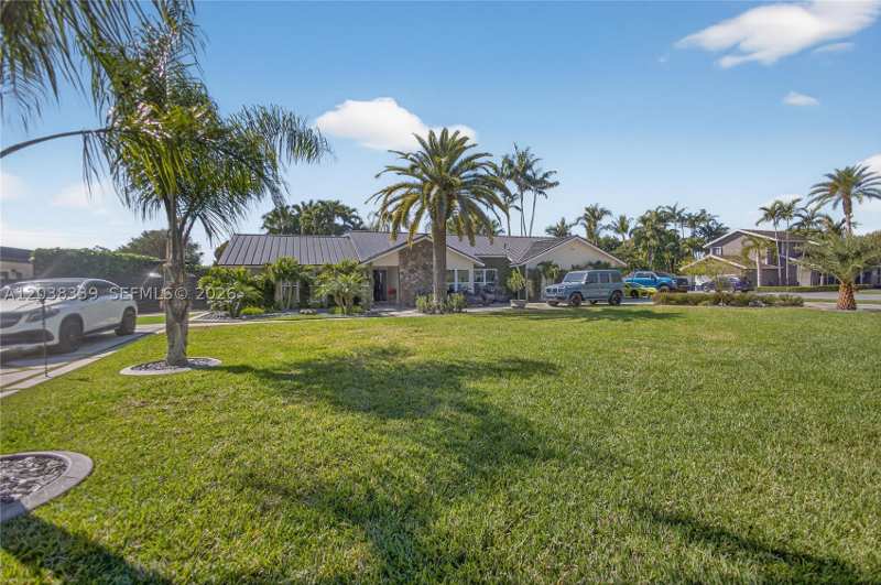 4 bedroom SingleFamilyResidence at 15050 SW 167th St, Kings Grove, Miami — photo 1