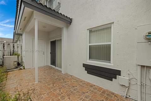 2209 SE 25th Ave 2209, Homestead FL - photo 13 of 19