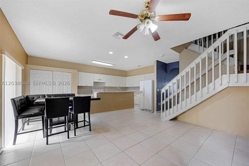 4 bedroom Townhouse at 2209 SE 25th Ave 2209, Towngate Condo Four, Homestead — photo 5