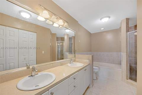 2209 SE 25th Ave 2209, Homestead FL - photo 8 of 19